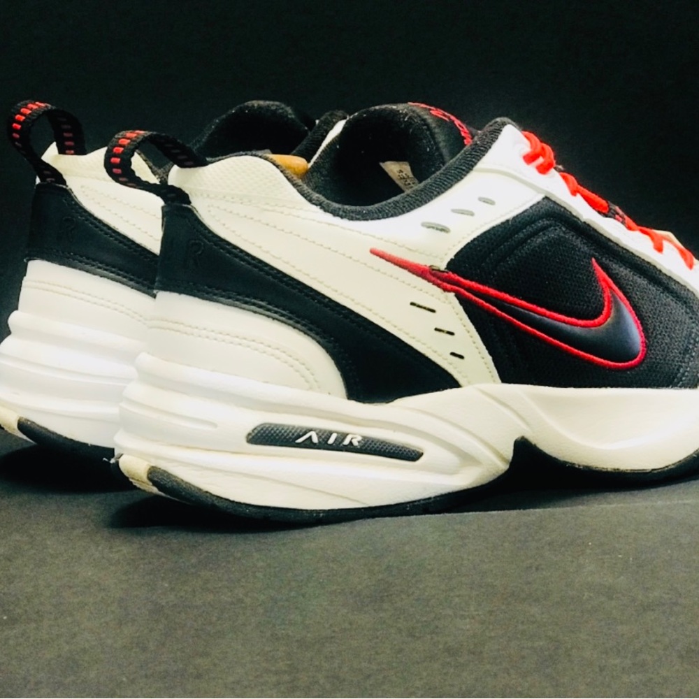 NIKE - Picture 13 of 13